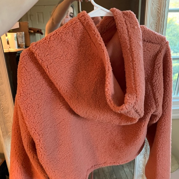 WILD FABLE CROPPED HOODIE - Picture 5 of 8